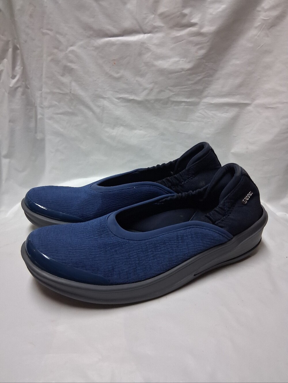 Bzees Women's Malibu Skimmers Navy Slip-On Comfort Moccasins Sz 7W
